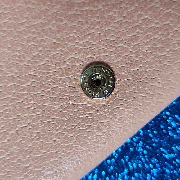 Vintage Fendi Coral Gold Hardware Wallet - Picture 8 of 9